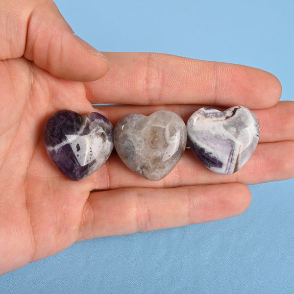 Carved Heart Crystal Figurine, 1 inch (25mm) Heart, Chevron Amethyst Heart Gemstone, Crystal Decor, Reiki Stone, Amethyst.