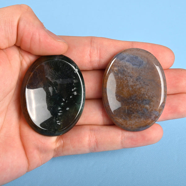 Worry Stone Crystal, Indian Agate Worry Stone Gemstone, Carved Crystal Palm Stone.