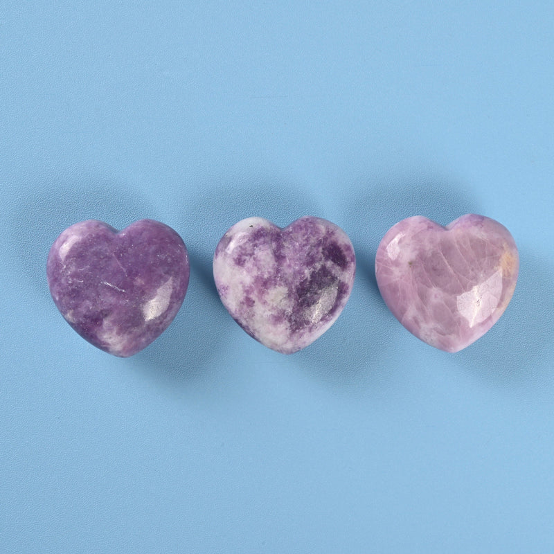 Carved Heart Crystal Figurine, 1.5 inch (40mm) Heart, Lepidolite Heart Gemstone, Crystal Decor, Reiki Stone, Lepidolite.